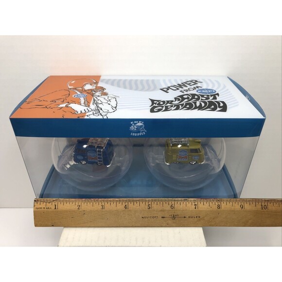 EMPI Equipped 60 VW Delivery Vans Christmas Tree Ornament Set M2 Machines - Picture 9 of 13